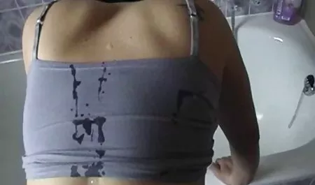 아카이브 일본 포르노 술과 함께 여대생 Fisting 및 야구 방망이를 설정
