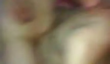 세 그룹 포 우크라이나 여대생