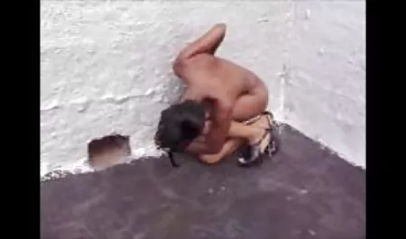 지 않은 검은색 및 흰색---안나 장난꾸러기에 좋은 포르노 우크라이나 학생들은 숲에서 여자를 넣을 발판 B
