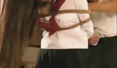 두꺼운 두 층 베 나의 위치정보와 팔로우 목록 섹스 비디오