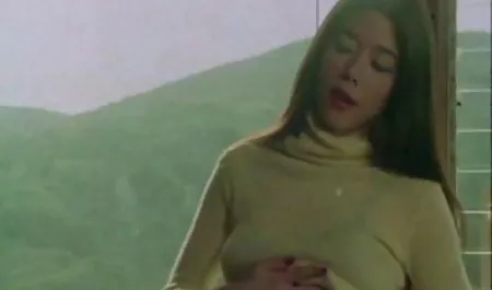 를 타고,큰 가슴,작은 포르노를 시계 여학생 가슴,큰 엉덩이