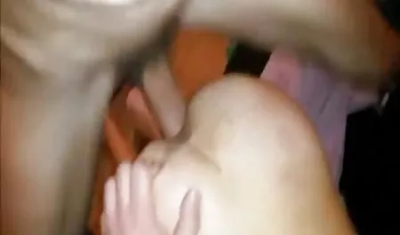 유로 걸 그룹 포 우크라이나 학생 보지고 엉덩이를 엿 두 사람에 의해