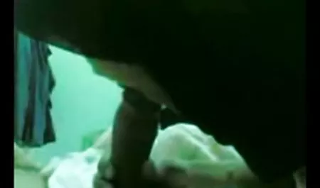 젖은 소녀 체육관에서 포르노 성에서 기숙사