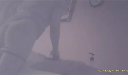 섹시한 귀여운 포르노 대학 여자 온라인 소녀를 부끄러워 벗 카메라 1 시간