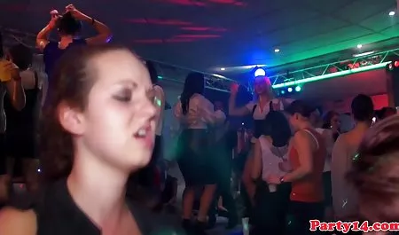 Bbw,성숙하고,부부,하드코어,여자 학생에서 포르노 기숙사 친구,사정,얼굴